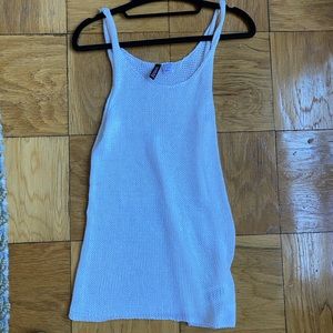 Sweater tank in white